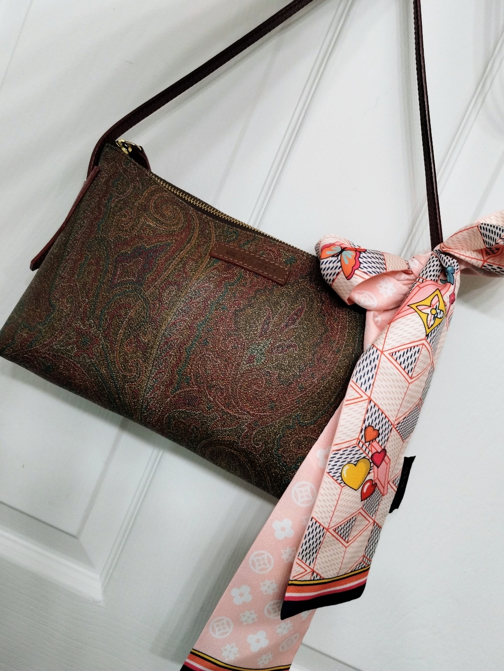 Etro Milano Crossbody Bag EUC - Picture 4 of 13